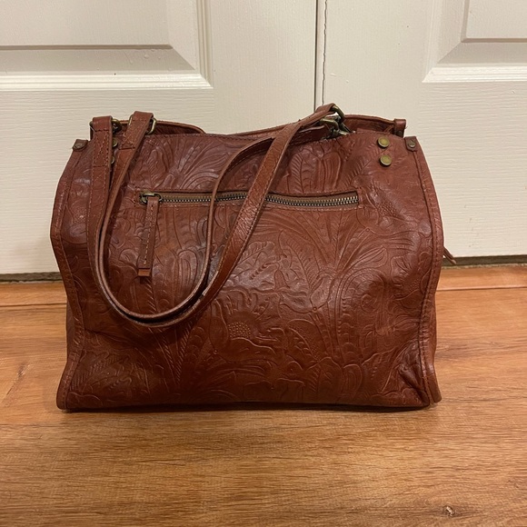 American Leather Co Handbags - 🎉HOST PICK🎉 American leather brown floral design purse/satchel